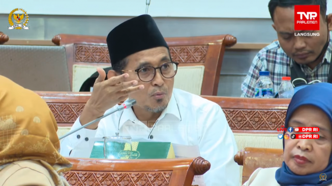 Foto. Anggota Komisi VIII dari Fraksi PKS Buchori Yusuf dalam Rapat Panja Biaya Haji 2023