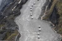 Foto. Kunjungan Presiden Joko Widodo meninjau Tambang Grasberg milik PT. Freeport Indonesia 