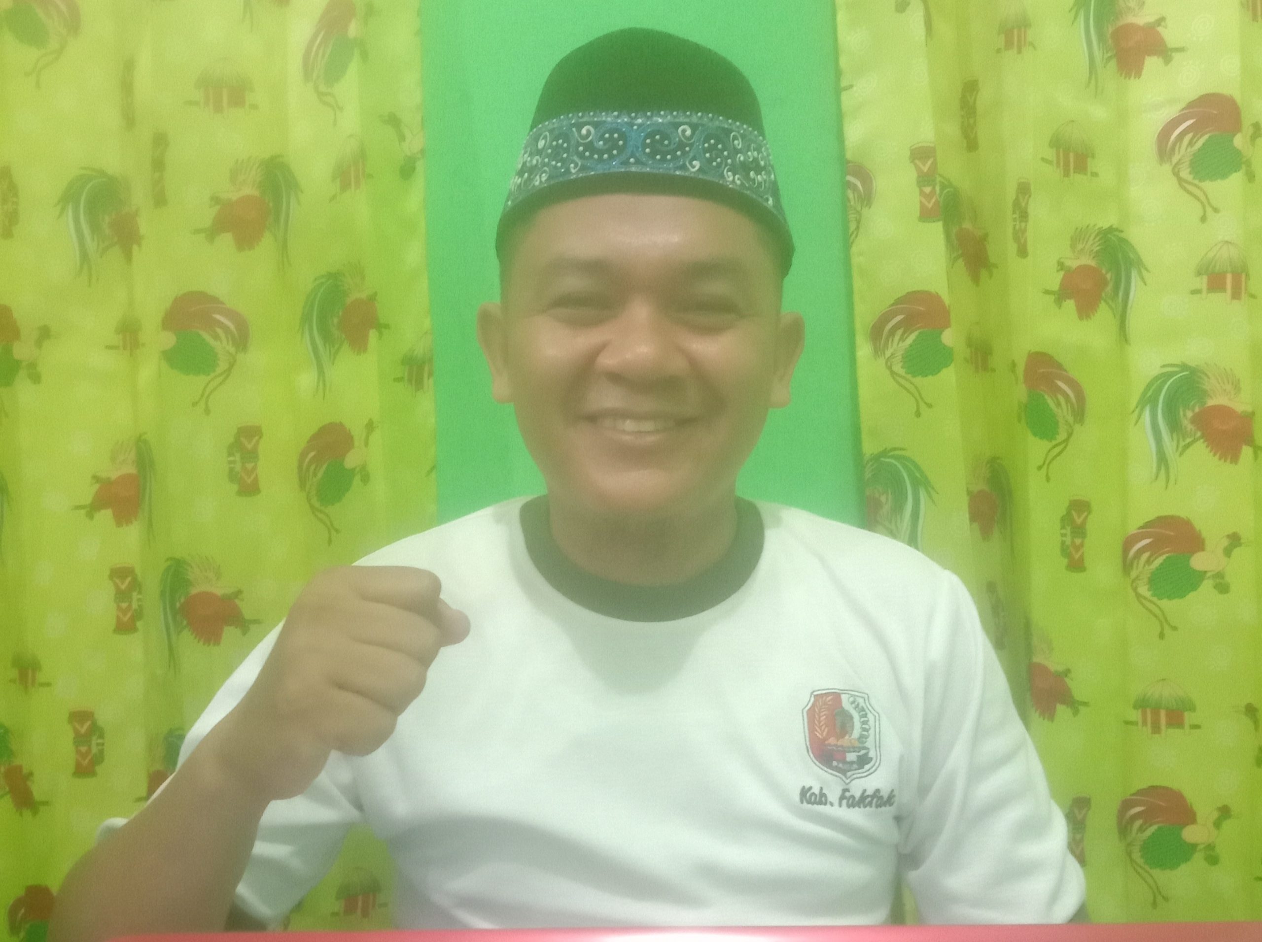 Kepala sekolah SD IT As Salaam Fakfak Ustadz Suwaryo, S.Pd. Gr.