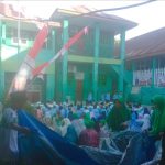 Persiapan majelis pagi hari Jumat di lapangan SIT As Salaam Fakfak