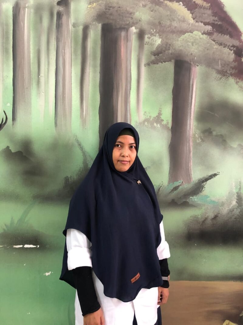  Kepala Seksi Pengembangan Pemasaran Pariwisata Dinas Pariwisata dan Kebudayaan Fakfak Rahma Husin saat ditemui wartawan tagarutama.com di sela-sela persiapan kegiatan pesona kota pala 2024