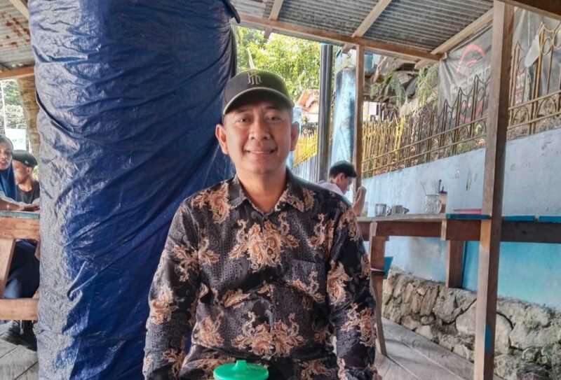 Imam, S.PdI ketua Fraksi ABS, yang juga politisi dari Partai Keadilan Sejahtera (PKS) dan Sekretaris DPD PKS Kabupaten Fakfak ikut merespons pelaksanaan program MBG yang diterapkan di sekolah - sekolah.