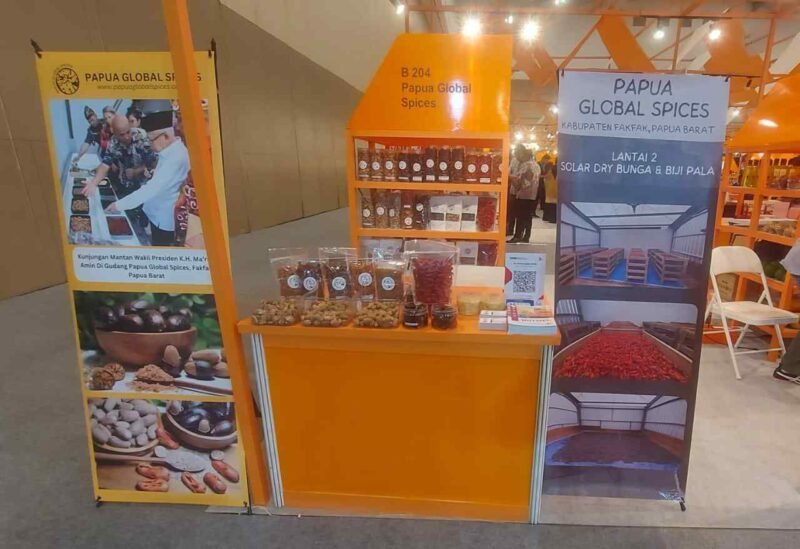 Produk turunan pala yang memiliki nilai ekonomi tinggi yang menghasilkan makanan, minuman, kosmetik, dan obat-obatan.