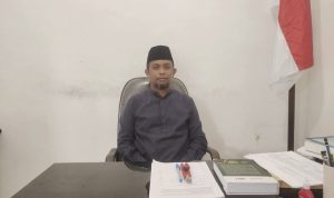 Kepala Kantor Urusan Agama (KUA) Distrik Fakfak, Baharudin Muhammad Munawi, SH.I., menyampaikan mengajak masyarakat untuk meningkatkan ibadah dan ketakwaan kepada Allah SWT di bulan suci Ramadhan.
