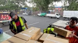 Rumah Zakat bersama Kementerian Luar Negeri (Kemenlu) dan Badan Nasional Penanggulangan Bencana (BNPB) mengirim bantuan 124 ton bantuan pemerintah Indonesia bersama sejumlah NGO.