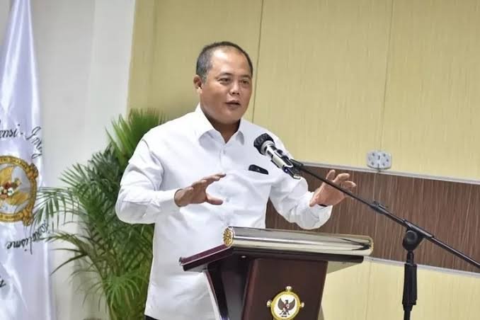 Juliyatmono, Anggota DPR RI dari Fraksi Golkar.