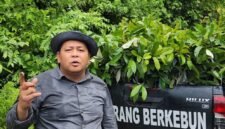 Plt. Kepala Dinas Perkebunan Kabupaten Fakfak Widhi Asmoro Jati, ST., MT., saat ditemui disela-sela kegiatan peninjauan Program Strategis Perluasan Lahan Pala Tomandin.