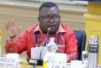Anggota Dewan Perwakilan Daerah Republik Indonesia (DPD RI) daerah pemilihan Papua Barat Daya, Agustinus R. Kambuaya dalam satu kesempatan memberikan pandangan (foto/istimewa)