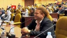 Senator muda yang juga Ketua Kerukunan Keluarga Papua (KK PAPUA) Paul Finsen Mayor dengan tegas menyatakan bahwa masyarakat Papua menolak keras rencana pembukaan perkebunan sawit dan penambahan markas TNI (foto: Koreri.com)