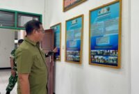 Komandan Korem (Danrem) 182/JO Kolonel Inf Irwan Budiana, S.E., M.M., M.Han menegaskan pentingnya kepemimpinan yang berorientasi pada kemanusiaan, penegakan disiplin prajurit, serta kepekaan terhadap kondisi sosial masyarakat saat melaksanakan kunjungan kerja ke Koramil 1806-02/Babo, Papua Barat, Senin (26/1/2026). (foto: Ist)