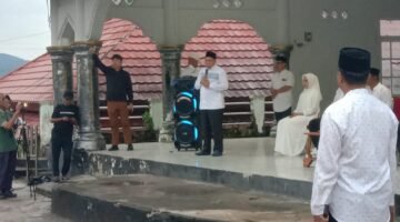 Bupati Fakfak Samaun Dahlan melepas pawai tarhib Ramadhan 1447 H. 