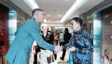 Menteri Kebudayaan RI, Fadli Zon, menggelar pertemuan bilateral dengan Duta Besar Republik Federal Jerman untuk Indonesia, Ralf Beste, di Kantor Kementerian Kebudayaan, Jakarta, Selasa (24/02/2026). 