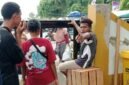 Pintu Utama Pasar Thumburuni ditutup, aktivitas pasar terganggu.