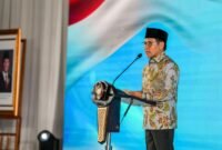 Menko Pemberdayaan Masyarakat Muhaimin Iskandar dalam acara Paritrana Jaminan Sosial Ketenagakerjaan Award 2025 di Plaza BP Jamsostek.