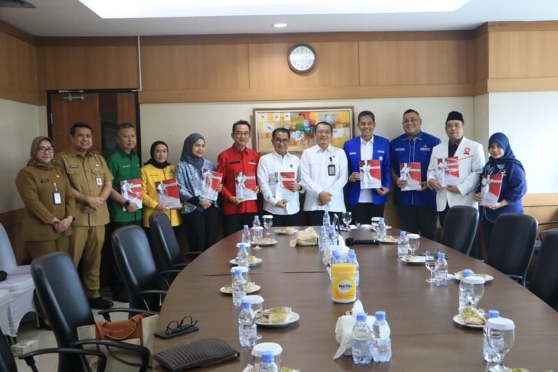 Proses hasil pemeriksaan penerimaan dan pengeluaran Banpol 2025 oleh BPK RI ke DPP PKS. (Foto: BPK Ri)