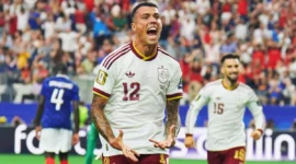 Selebrasi Pedro Porro saat mencetak gol kedua bagi spanyol (foto : Jawa Pos)
