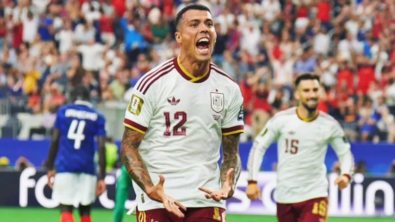 Selebrasi Pedro Porro saat mencetak gol kedua bagi spanyol (foto : Jawa Pos)
