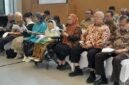 Sejumlah tokoh yang tergabung dalam Gerakan Nurani Bangsa Sinta Nuriyah Wahid (kedua kanan) bersama Alissa Qotrunnada (kanan), Halida Hatta (tengah), Karlina Supelli (kedua kiri) dan Franz Magnis-Suseno (kiri) (foto :ist)